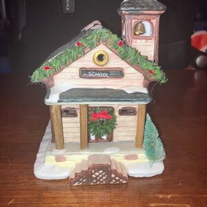 1991 Christmas Valley Village School (Missing Pillar + No Light)